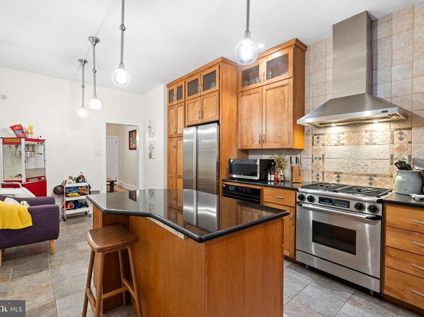 2629 Aspen Street, Philadelphia PA 19130