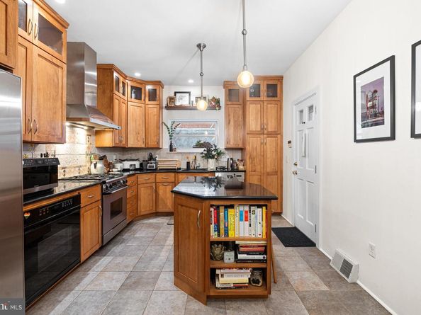 2629 Aspen Street, Philadelphia PA 19130