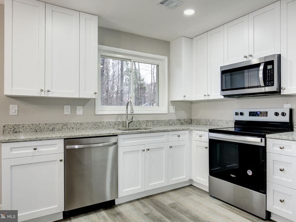 2394 Southgate Square, Reston VA 20191