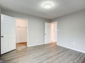 2394 Southgate Square, Reston VA 20191