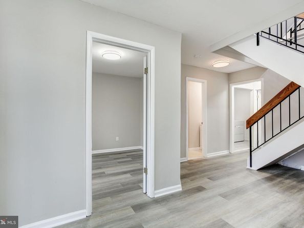 2394 Southgate Square, Reston VA 20191