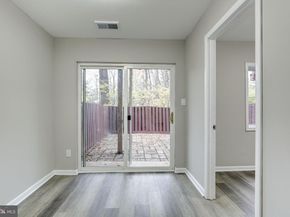 2394 Southgate Square, Reston VA 20191