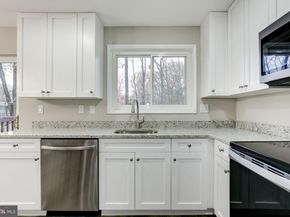 2394 Southgate Square, Reston VA 20191