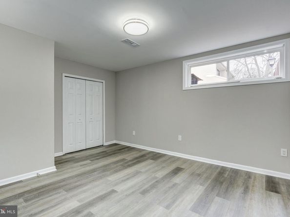 2394 Southgate Square, Reston VA 20191