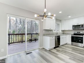 2394 Southgate Square, Reston VA 20191