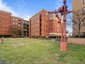 1111 Oronoco Street 326, Alexandria VA 22314