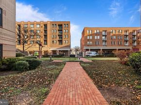 1111 Oronoco Street 326, Alexandria VA 22314