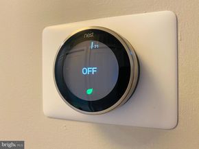 1274 Simms Place NE 3, Washington DC 20002