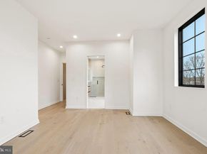 3554 T Street NW, Washington DC 20007