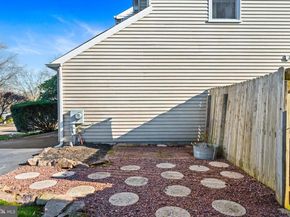 29 Tree Bark Lane, Southampton PA 18966