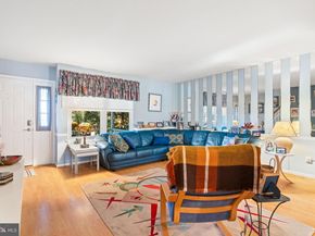 29 Tree Bark Lane, Southampton PA 18966