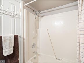 29 Tree Bark Lane, Southampton PA 18966