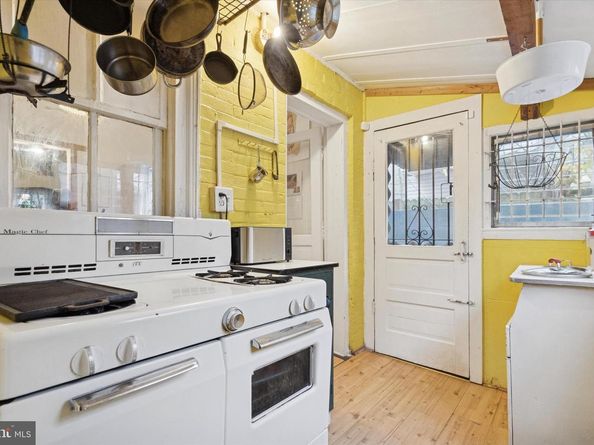 1608 N Dover Street, Philadelphia PA 19121