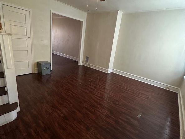 2521 S 68TH Street, Philadelphia PA 19142