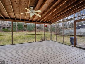 8020 Lakenheath Way, Potomac MD 20854