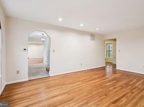 8020 Lakenheath Way, Potomac MD 20854