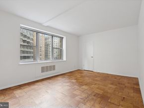 220 W Rittenhouse Square 6F, Philadelphia PA 19103