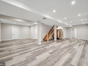 1066 Bristol Rd, Southampton PA 18966