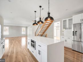 1066 Bristol Rd, Southampton PA 18966