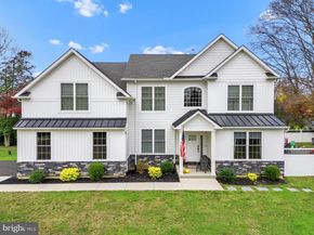 1066 Bristol Rd, Southampton PA 18966