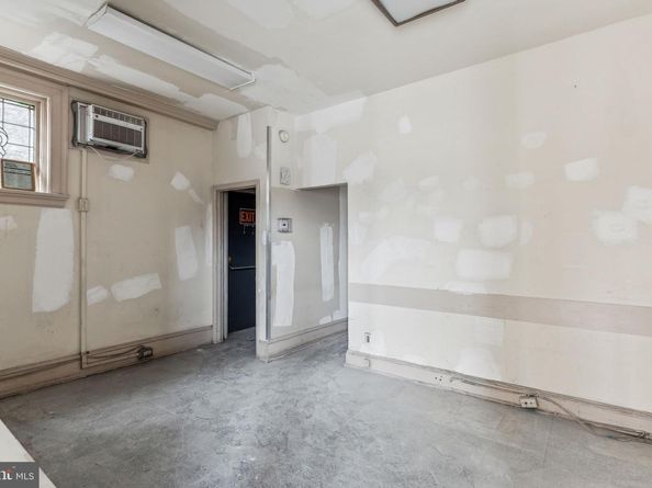 701 N 63rd Street, Philadelphia PA 19151