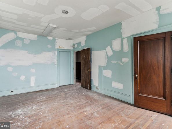 701 N 63rd Street, Philadelphia PA 19151