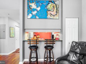 315 New Street 412, Philadelphia PA 19106