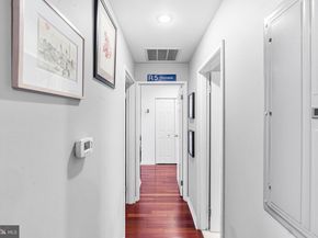 315 New Street 412, Philadelphia PA 19106