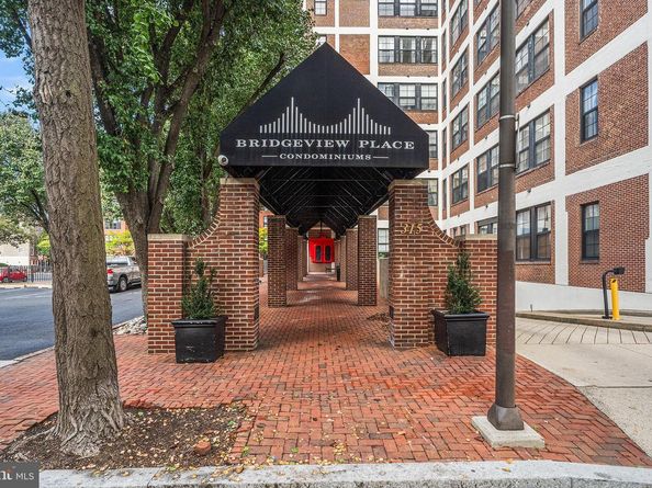 315 New Street 412, Philadelphia PA 19106