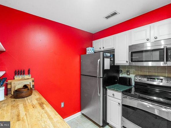 315 New Street 412, Philadelphia PA 19106