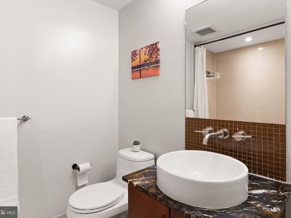 1025 1st Street SE 310, Washington DC 20003