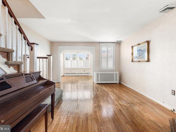 1711 Packer Avenue, Philadelphia PA 19145