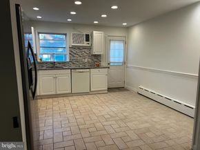 2817 S Alder Street, Philadelphia PA 19148