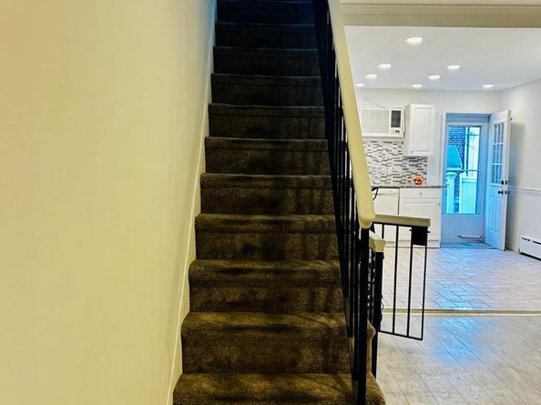 2817 S Alder Street, Philadelphia PA 19148