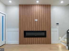 512 Manton Street, Philadelphia PA 19147
