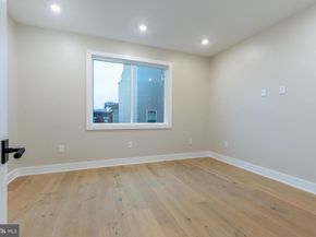 512 Manton Street, Philadelphia PA 19147