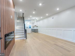 512 Manton Street, Philadelphia PA 19147