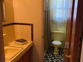 1127 Oak Leaf Lane, Warminster PA 18974