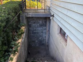 1127 Oak Leaf Lane, Warminster PA 18974