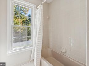 1172 Foxhound Court, Mclean VA 22102