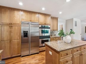 1172 Foxhound Court, Mclean VA 22102