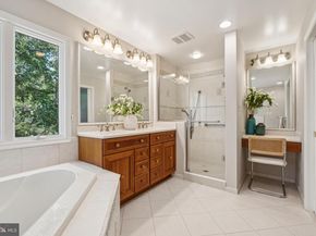 1172 Foxhound Court, Mclean VA 22102