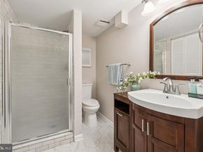 1172 Foxhound Court, Mclean VA 22102