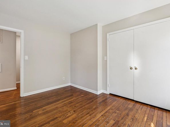 1172 Foxhound Court, Mclean VA 22102