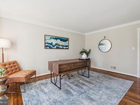 1172 Foxhound Court, Mclean VA 22102