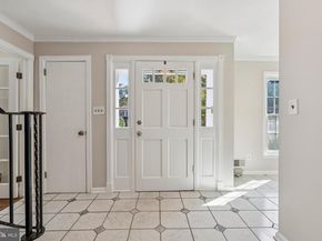 1172 Foxhound Court, Mclean VA 22102