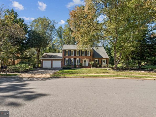1172 Foxhound Court, Mclean VA 22102