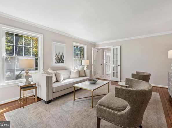 1172 Foxhound Court, Mclean VA 22102