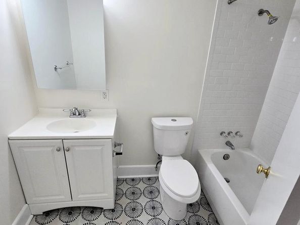1822 15TH Street NW B5, Washington DC 20009