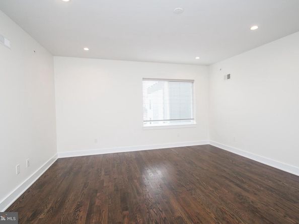 1022 S 2nd Street 4, Philadelphia PA 19147